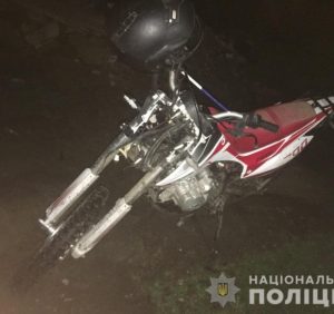 Смертельна ДТП у Рахові: п’яний юнак на мотоциклі з пасажиром збив двох пішоходів
