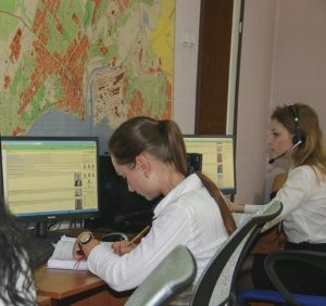 Закарпатська поліція запрошує на цілодобову роботу з окладом у 2049 гривень