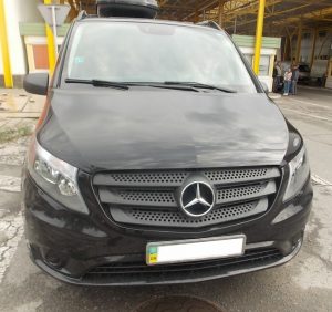 Викрадений у Бельгії «Mercedes Vito» затримали прикордонники на Закарпатті