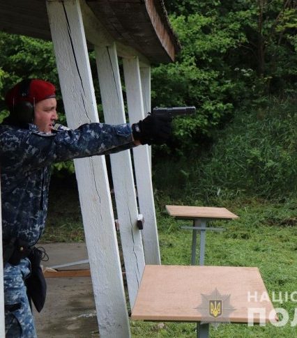 Правоохоронці Закарпаття провели змагання зі стрільби
