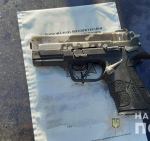 Поліція Мукачівського району вилучила у мешканця  райцентру зброю
