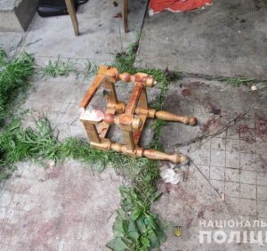 У Тячеві вбито пенсіонера. Підозрюваного розшукали та затримали