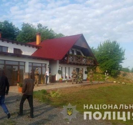 Поліція викрила групу осіб в організації схеми підкупу виборців на користь одного з кандидатів