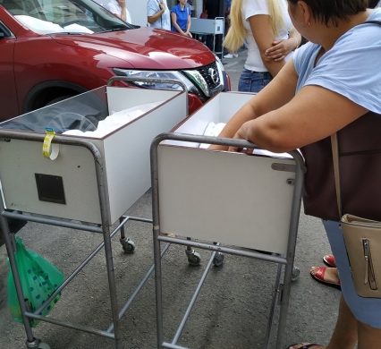 Повідомлення про замінування пологового будинку в Ужгороді – хибне (відео)