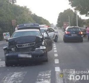 Поліція Ужгородщини встановлює обставини автопригоди, у якій загинула жінка