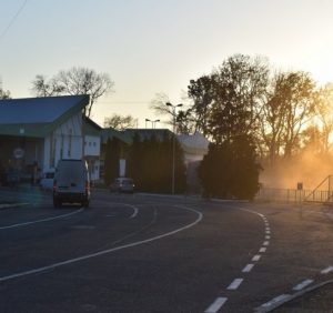 До уваги тих, хто планує подорож до Угорщини через пункт пропуску «Тиса – Захонь»: пропуск уповільнено