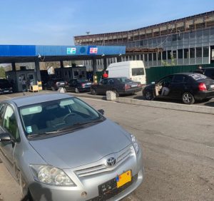 Закарпатські митники вилучили в українця автомобіль через приховування його справжньої вартості