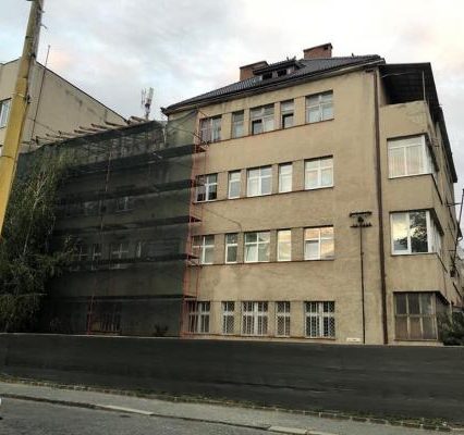В Ужгороді продовжують нищити стару забудову кварталу Малий Ґалаґов