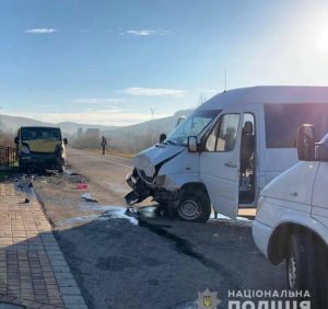 Поліція Воловеччини встановлює обставини автопригоди у селі Верхні Ворота