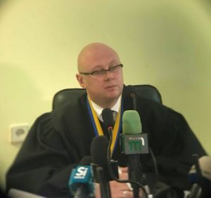 Ужгородський суддя Деметрадзе відмовив прокуратурі у дослідженні показів загиблого свідка у праві про хабарництво Іштвана Цапа (відео)