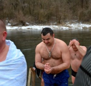 Поки живуть традиції – буде жити Україна! Як на Ужгородщині Водохреща відзначали (фото, відео)