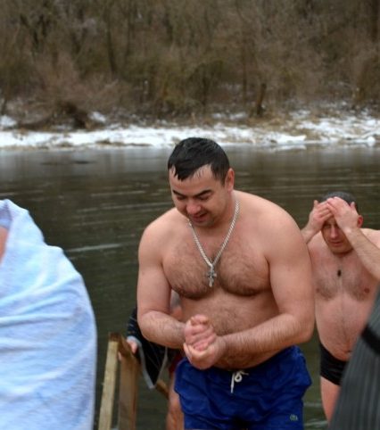 Поки живуть традиції – буде жити Україна! Як на Ужгородщині Водохреща відзначали (фото, відео)