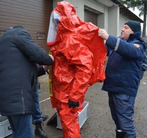 Ужгородські рятувальники отримали від нідерландських колег обладнання та спорядження європейського взірця