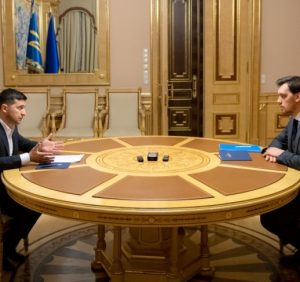 Справедливі зарплати, кадрові зміни та співпраця з парламентом: Президент України поставив перед урядом Олексія Гончарука низку невідкладних завдань