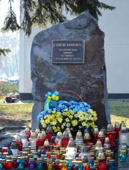 Подвиг учасників Революції Гідності та пам’ять Героїв Небесної Сотні вшанують в Ужгороді