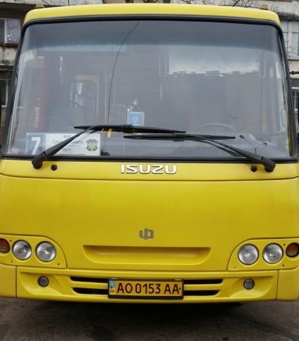 Перевірка міських автобусів Ужгорода виявила чимало порушень