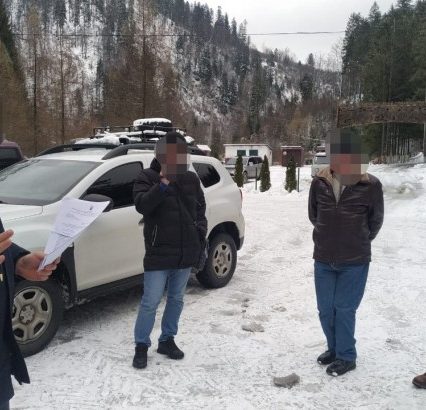 Прокуратура погодила підозру ексголові Держгеокадастру в Закарпатті у незаконній передачі 6 га земель лісового фонду Брустурянського лісгоспу