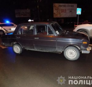 В Ужгороді водій збив дівчину на “зебрі”