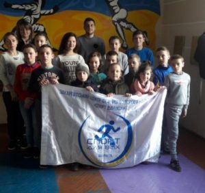 Закарпатські спортсмени провели для дітей показове тренування з фехтування та греко-римської боротьби