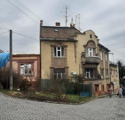 Громадський спротив і розголос не сподобались бізнес-партнерам мера Ужгорода і вони відступили (відео)