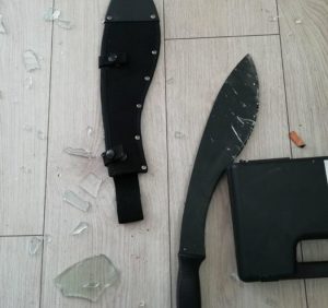 В Ужгороі агресивний іноземець озброївшись мачете напав на місцевого жителя
