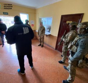 СБУ блокувала на Закарпатті масштабну корупційну схему, організовану посадовцями Мукачівського прикордонного загону (ФОТО, ВІДЕО)