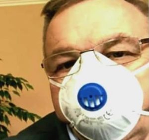 До затриманих поліцією вантажівок з деревиною причетне підприємство голови Великоберезнянської райради Шукаля (фото, відео)