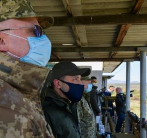 Володимир Зеленський відвідав військові навчання у Закарпатській області