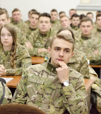 Навчання на військовій кафедрі дає право на податкову знижку