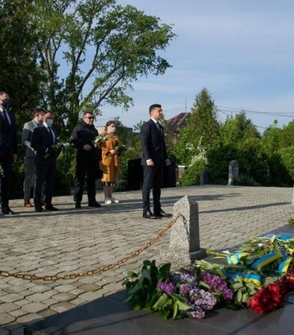 До Закарпаття прибув Президент Володимир Зеленський (фото)