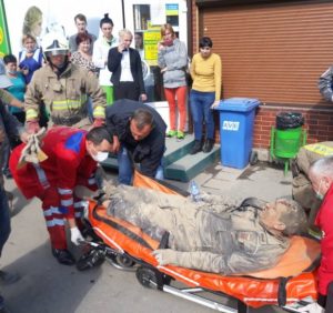 Обвал будівлі кінотеатру у Виноградові: є загиблі і травмовані (фото, відео)