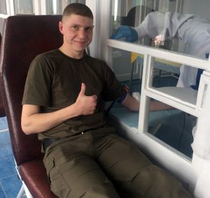 В Ужгороді нацгвардійці стали донорами крові