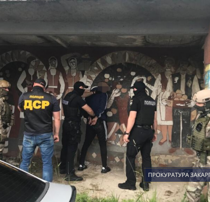 На Тячівщині затримано “рекетирів”, які вимагали гроші для кримінального “общака”
