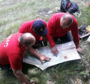 Іршавські гірські рятувальники обстежували маршрут і тренувалися допомагати туристам при отриманні травм (фото)