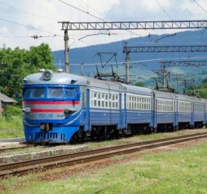 Укрзалізниця відновлює курсування приміських поїздів у Закарпатській області