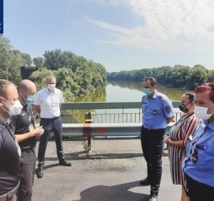 Закарпатські правоохоронці зустрілись з угорськими прикордонниками щодо врегулювання черг на кордоні