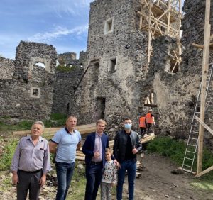 Легендарний Невицький замок: реконструкція триває