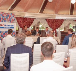 В Ужгороді розповіли про новостворену партію «Пропозиція» та представили кандидатів до міськради