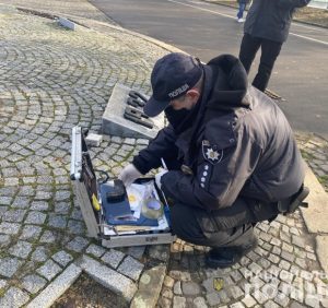 Поліція перевіряє інформацію про пошкодження монумента жертвам Голодомору в Ужгороді  (фото)