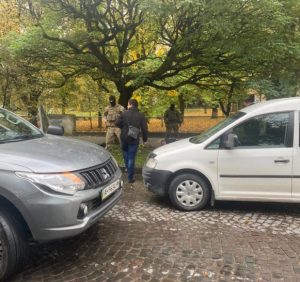 В Ужгороді затримали начальника управління державної архітектурно-будівельної інспекції