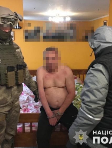 Закарпатцям, підозрюваним у збуті психотропів, обрано запобіжні заходи