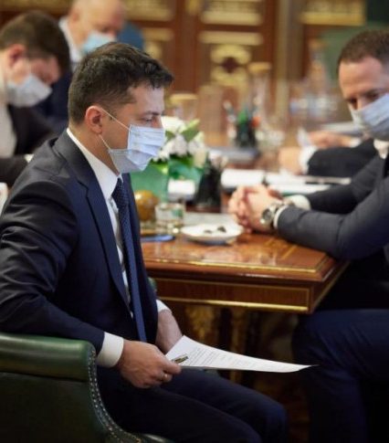 Програма вакцинації в Україні має містити детальний план по кожній області – Глава держави