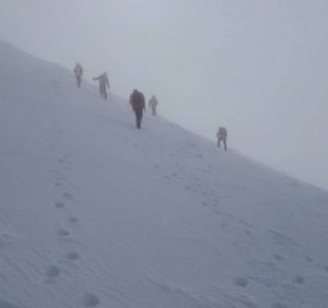 Впродовж минулої доби, 13 лютого, на Закарпатті заблукало 12 туристів
