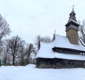 Найстаріший дерев’яний храм Закарпаття перетворять на музей та відреставрують