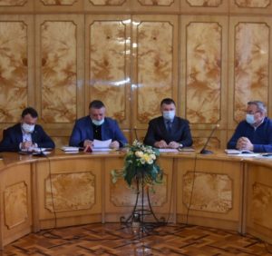 Тимчасова контрольна комісія облради розпочала вивчати питання тарифоутворення