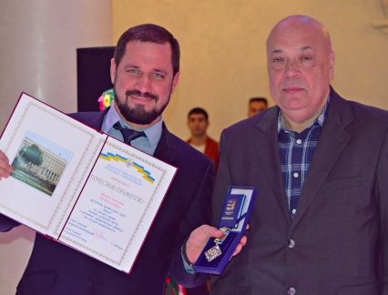 РНБО запровадила санкції проти десяти осіб, причетних до контрабанди. Серед них є і відомий закарпатець