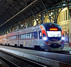 “Укрзалізниця” відновлює міжнародне сполучення: квитки вже у продажу