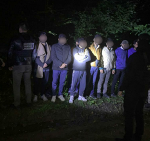 Правоохоронці “провалили” спробу групи нелегалів перетнути українсько-словацький кордон