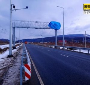 На Ужгородщині завершують монтаж комплексу зважування вантажівок у русі