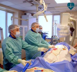 У Закарпатському кардіоцентрі проведено унікальну операцію на серці методом TAVI